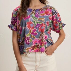 Velvet by Graham & Spencer Delilah Blouse Tahiti Large Floral Short Sleeve Top